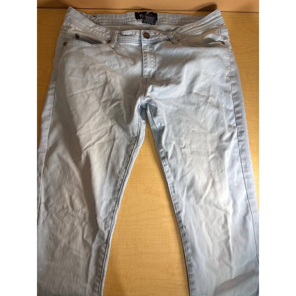 Rustic Light Wash Denim Jeans Light Blue Size 15/16 Embroidered‎ Back Pockets